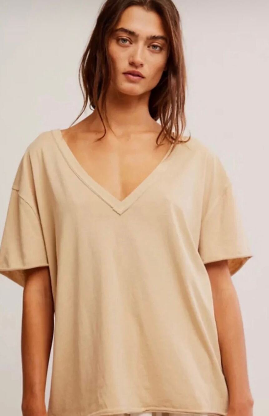 We The Free v Neck t shirt size medium